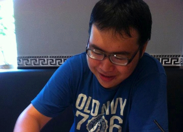 K khá vui tính trong suốt cuộc trò chuyện.